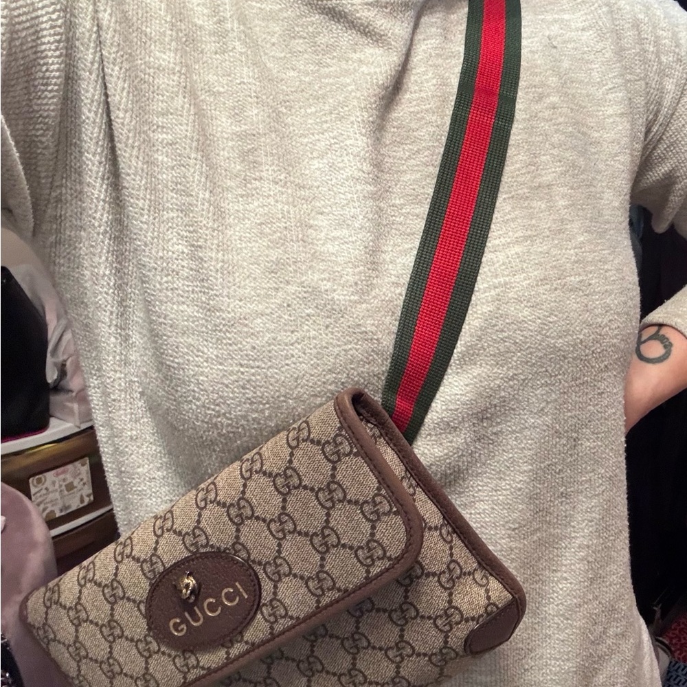 Gucci Mini Bag in Beige and Brown with GG Pattern - Picture 10 of 11